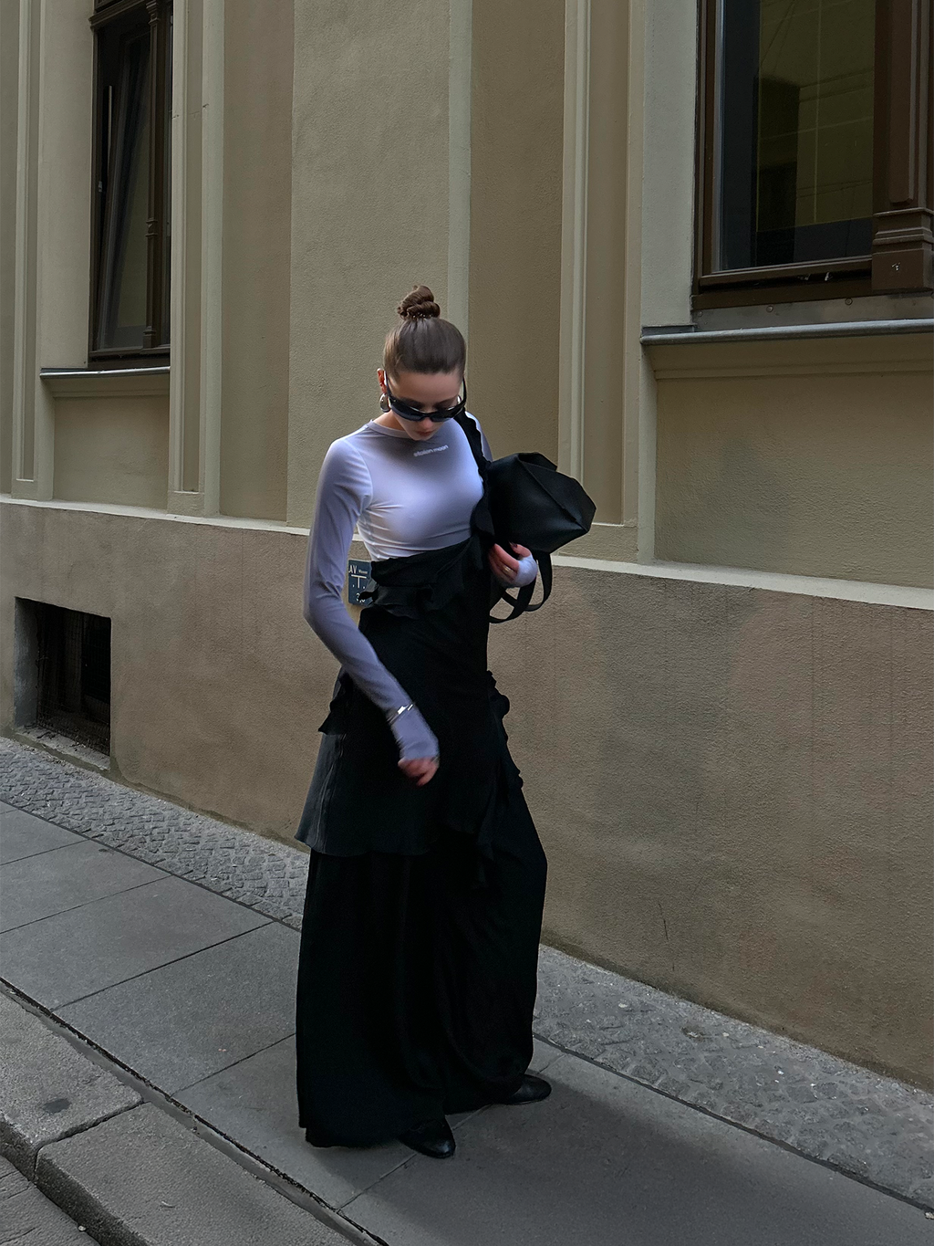 Топік GRAPHIC INVERT