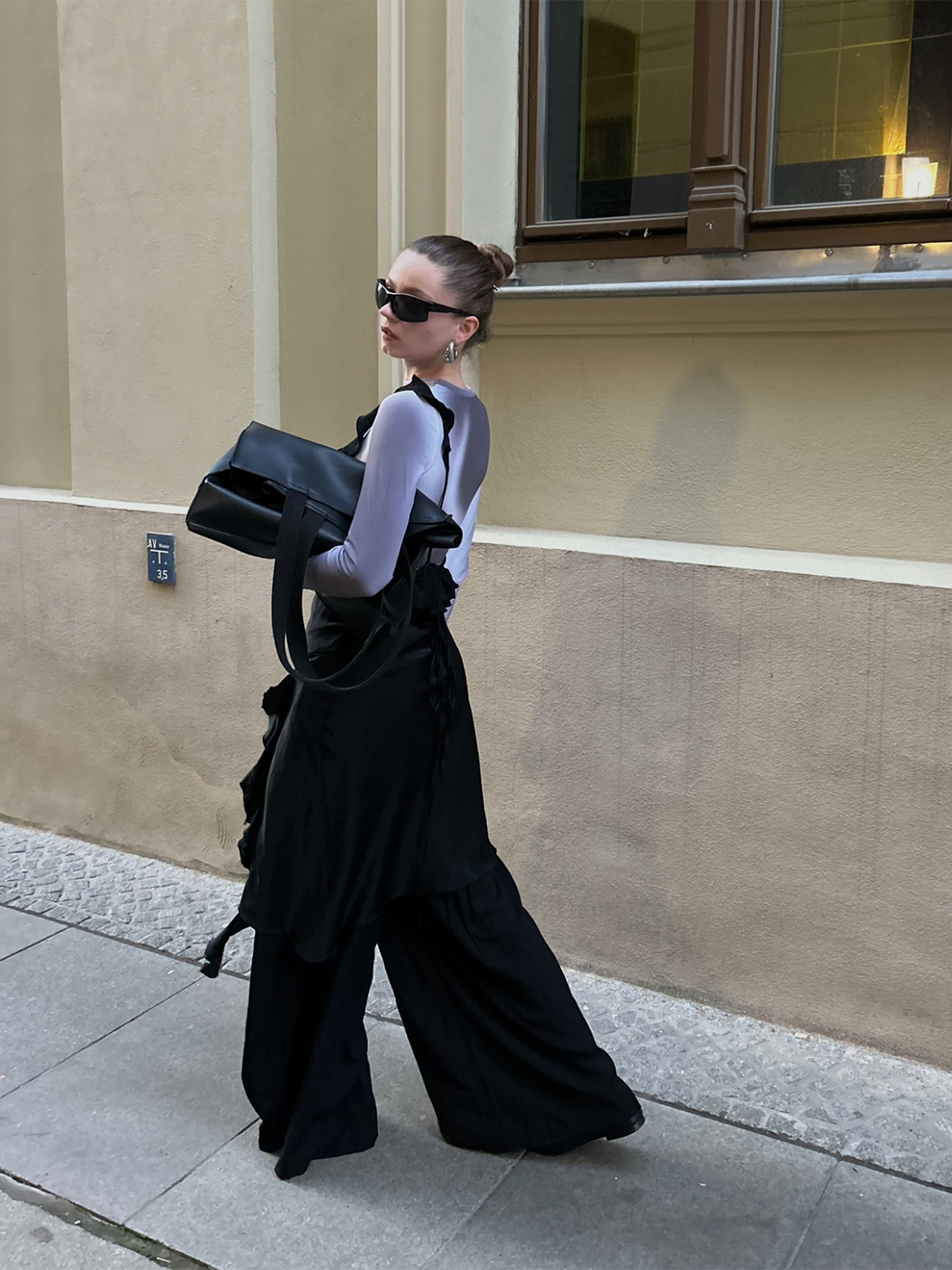 Топік GRAPHIC INVERT