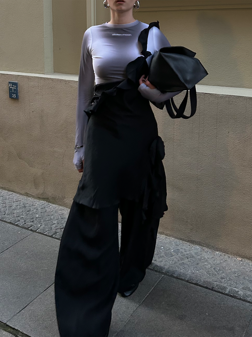 Топік GRAPHIC INVERT