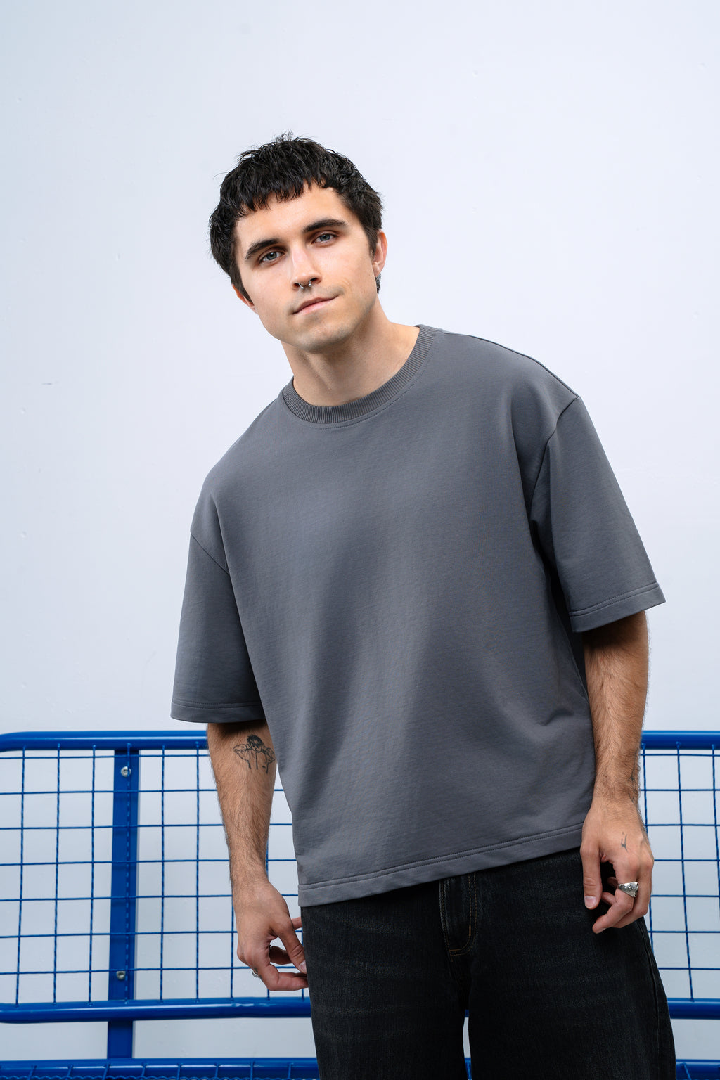 ARCHIVE TEE GREY
