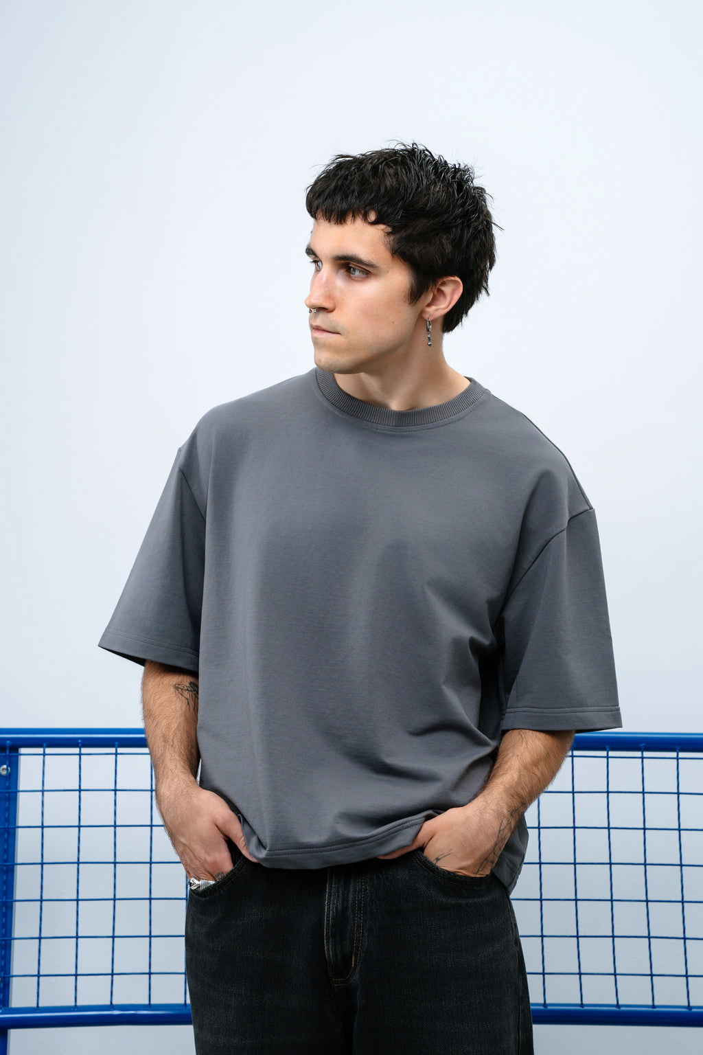 ARCHIVE TEE GREY