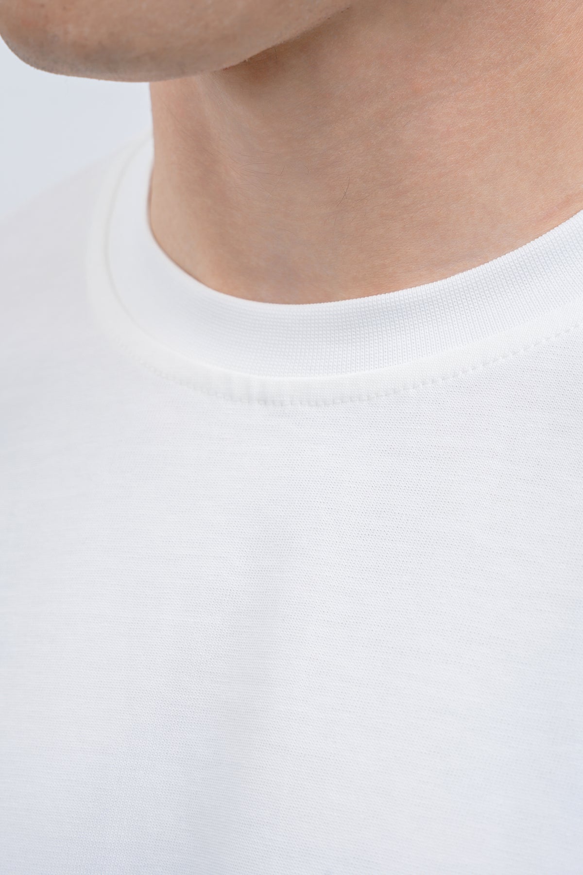 THE BLANKS TEE TRIPLE WHITE SET