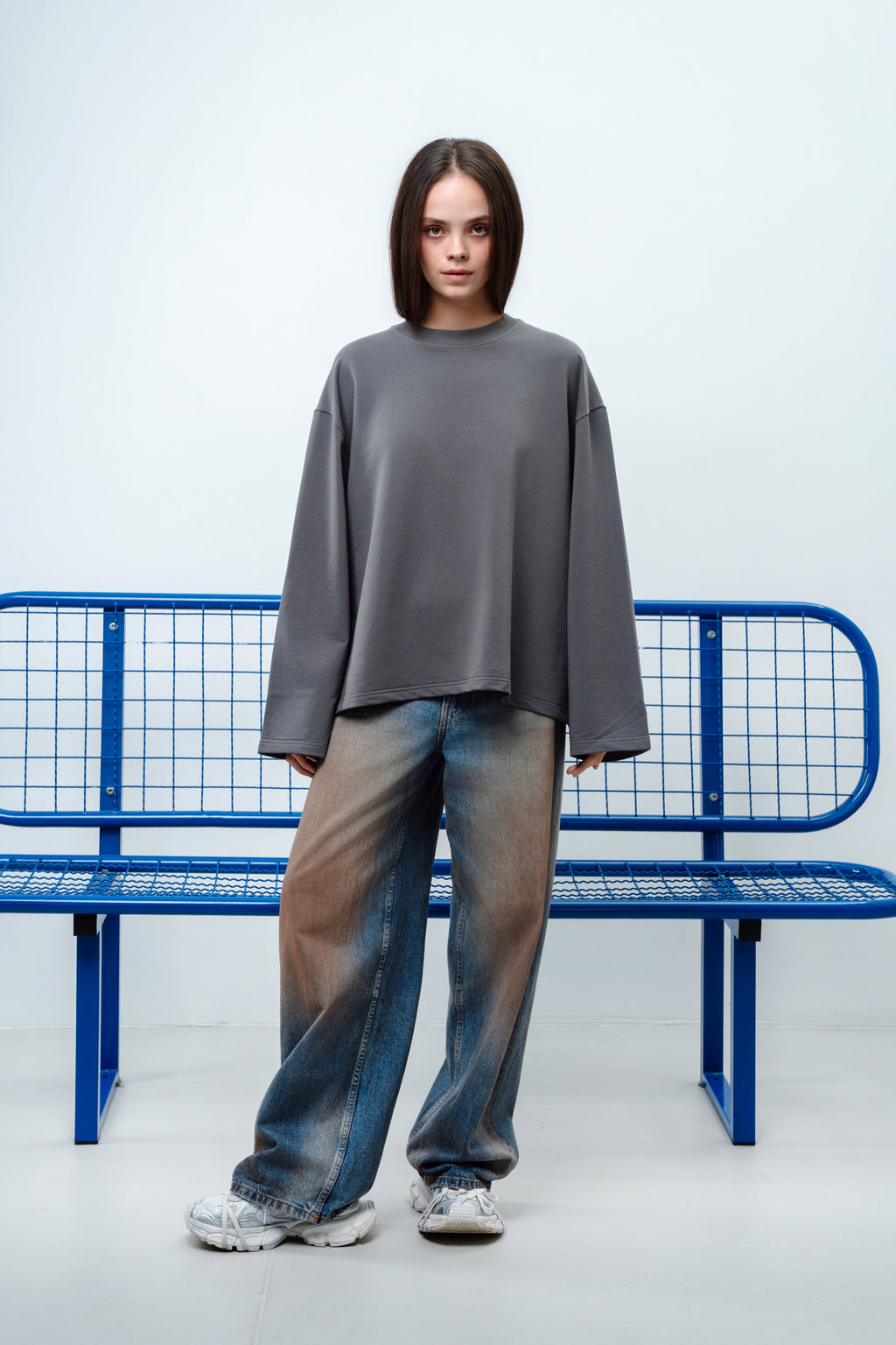 BLANK LONG SLEEVE GREY