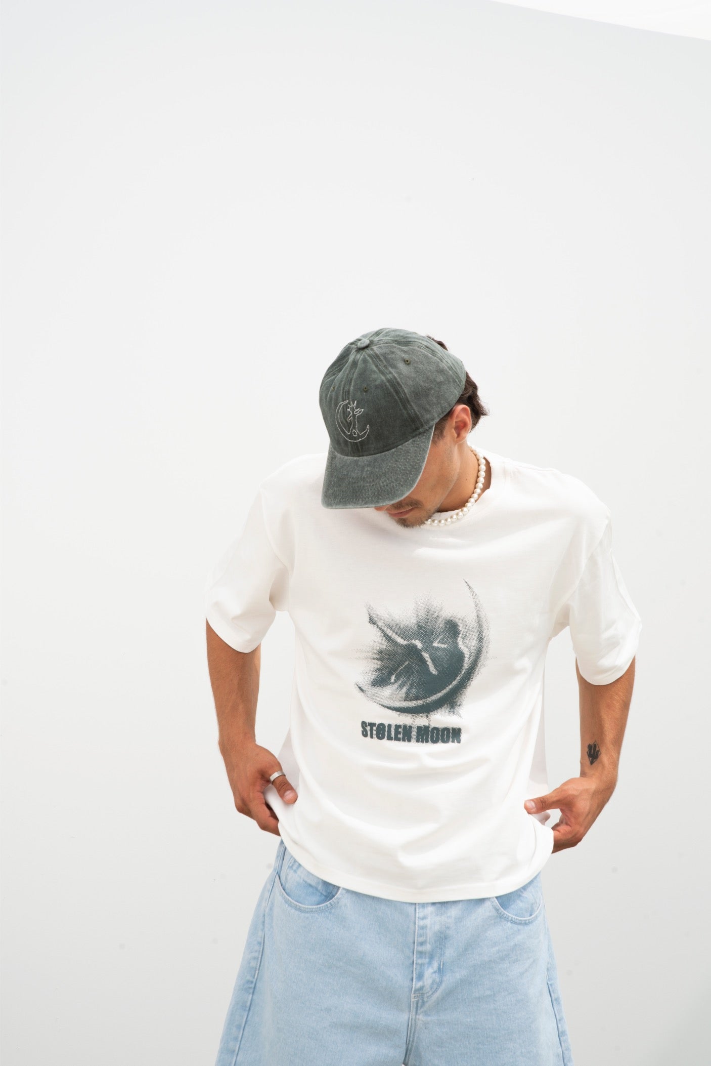 Футболка STOLEN MOON WHITE