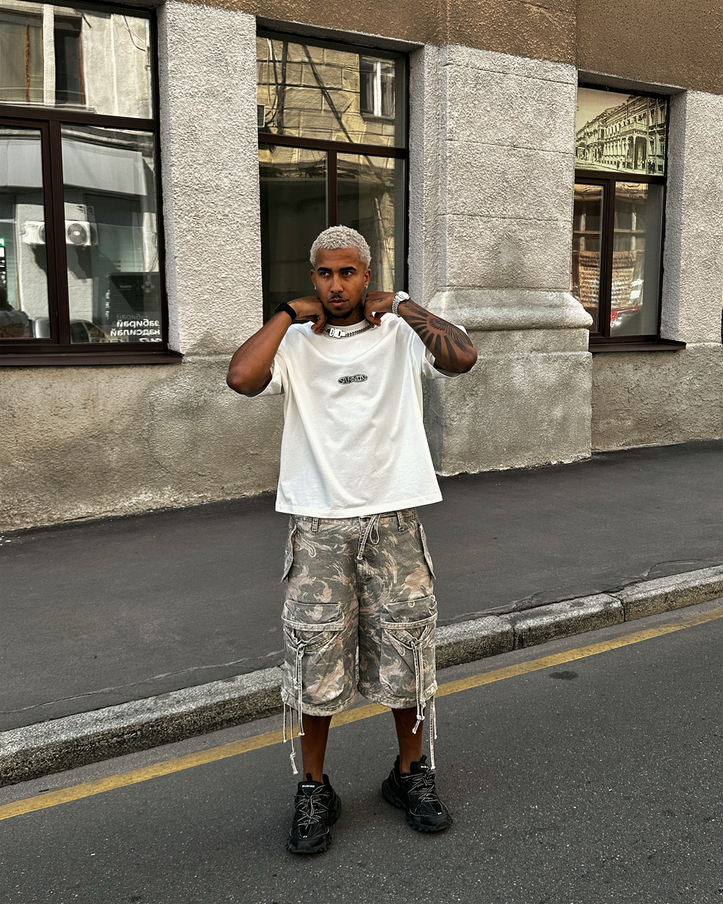 GRAFFITI TEE WHITE