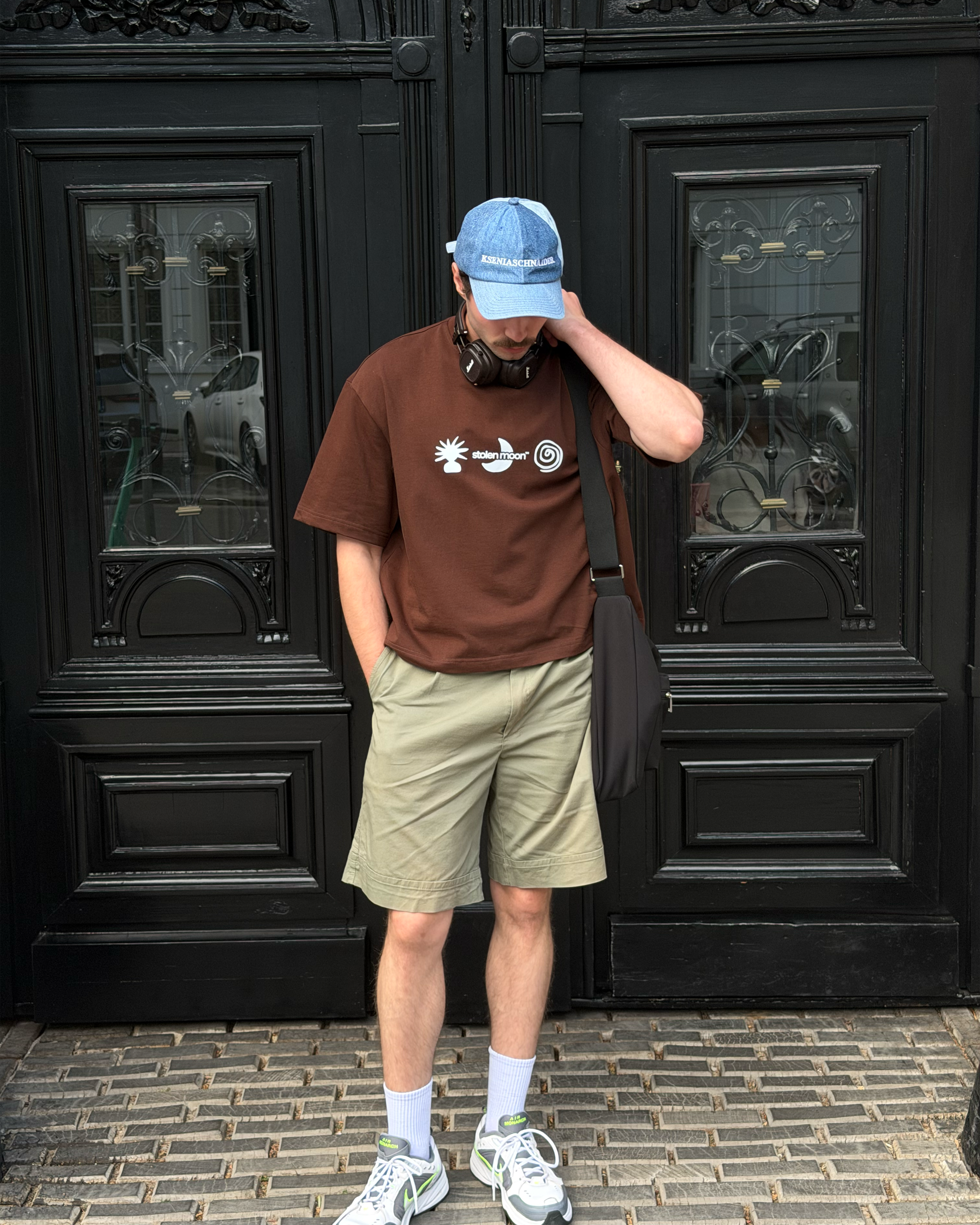 ICONS TEE BROWN